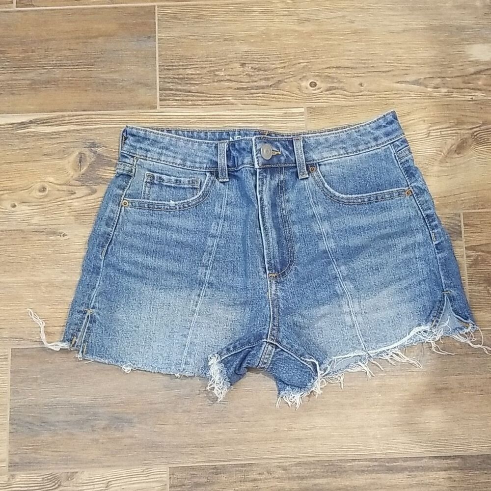 No Boundaries Juniors Size 9 Blue Frayed Denim Shorts - High Rise Cut-Offs